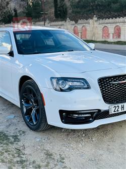 کرایسلەر 300